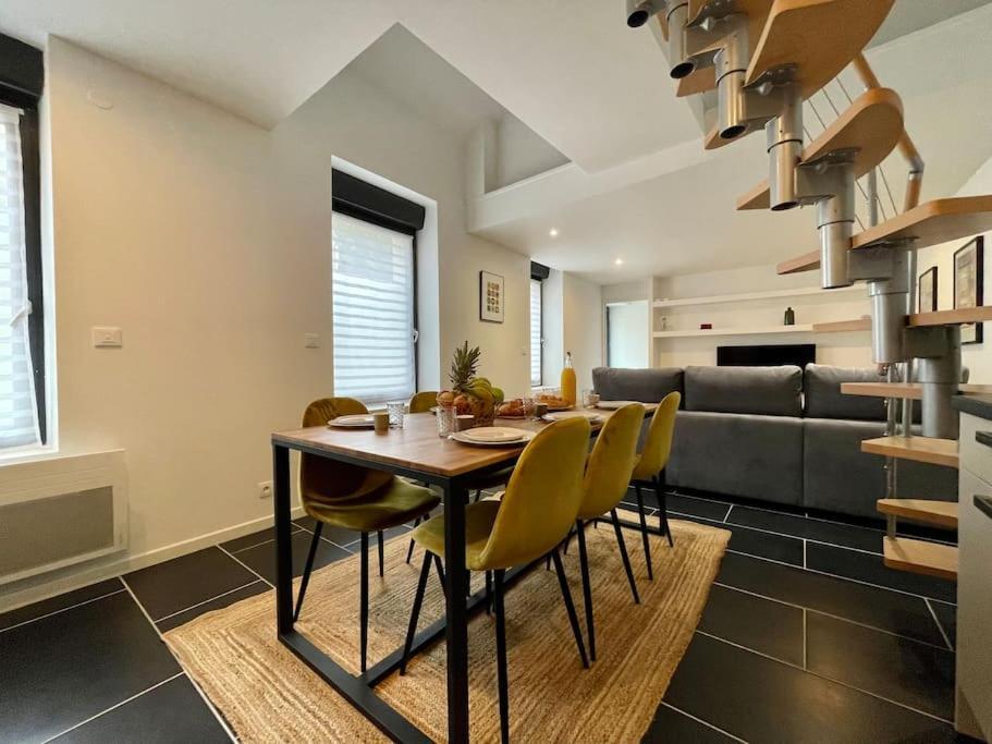 Le Logis Baya - Weekend & Holiday - Wifi & Tv Saint-Vigor-le-Grand 외부 사진